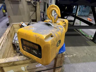 2 TON KONE CRANE FREE STANDING JIB CRANE WITH 2 TON POWERED HOIST: YOBRO #24696
