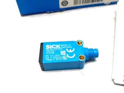 USED SICK PHOTOELECTRIC RETRO-REFLECTIVE SENSOR 1061561