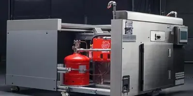 USED APACE UM1EGA