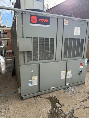 TRANE CGAN080F2V02 Chillers | Perry Equipment (2)