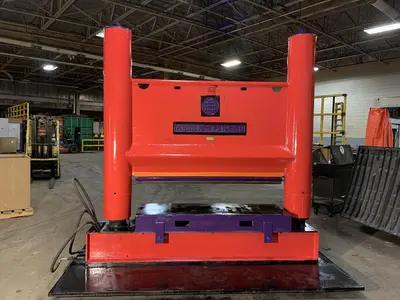 USED BLACK CLAWSON ROLL SPLITTER