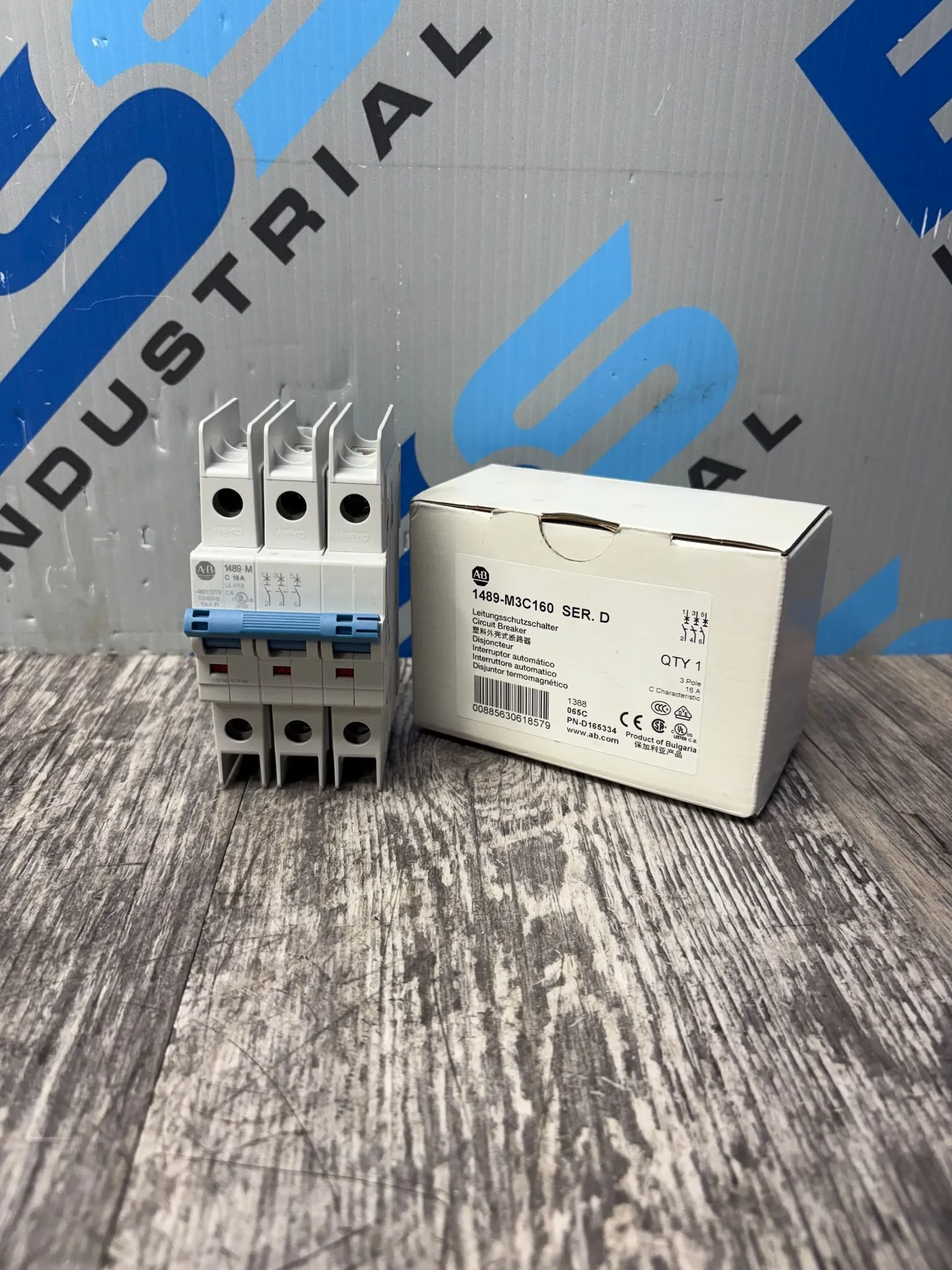 NEW Allen-Bradley 1489-M3C160 SER. D