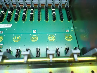 Used ALLENBRADLEY 1771A3B1 PLC Chassis Ohio US | HGR 24 #879753