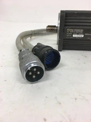 USED Omron R88M-R30030