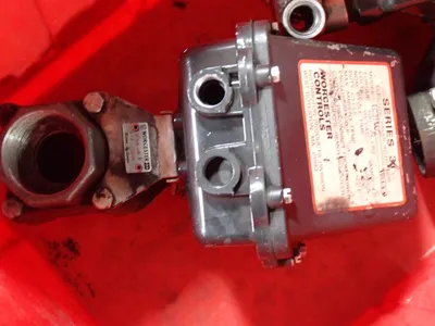 USED WORCESTER CONTROLS Pumps