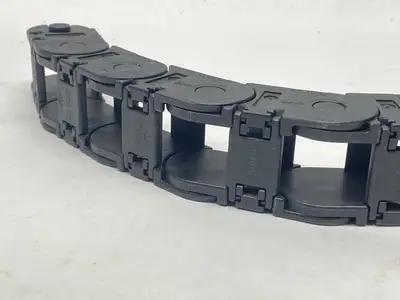 250.02.125 | Igus  Series 250 Energy Chain 9 Links 18" Length - New Other