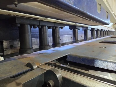 USED 2022 MVD C13-4000