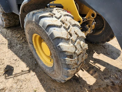 Used 2021 DEERE 304L Wheel Loaders | Abele Tractor #1342910