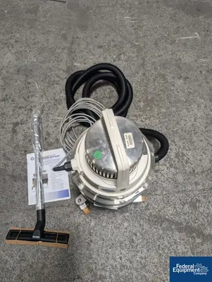 USED Nilfisk Nilfisk Advance America Vacuum, Model IVT1000CR