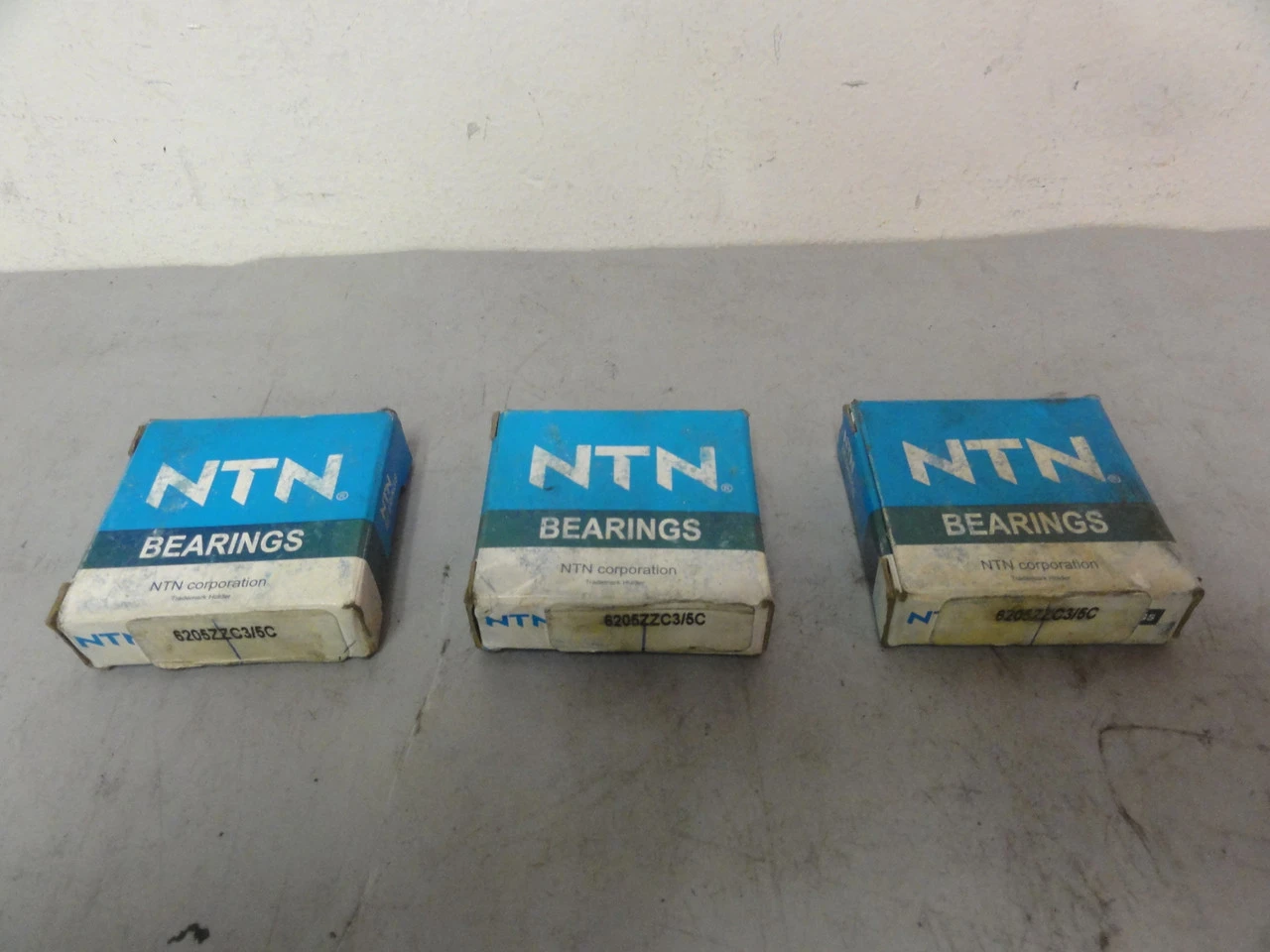 NEW NTN 6205ZZC3/5C
