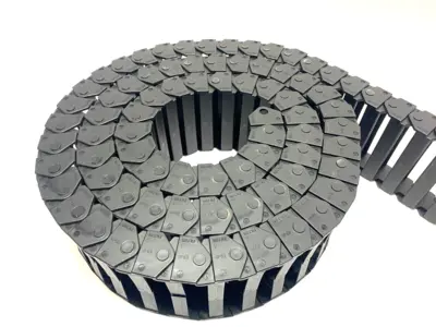 E16.7.075 | Igus  Energy Chain Cable Carrier Single Side Exit 8ft Length - Used