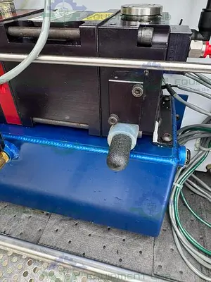 USED INTERFACE DEVICES H030/30 INTENSIFIER PUMP W/ MILLIPORE 20"X 9" X 24" ENCLOSURE