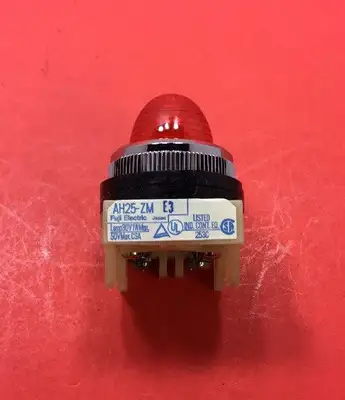 FUJI ELECTRIC AH25-ZMRE3 Command Switch Green Pilot Light 4A
