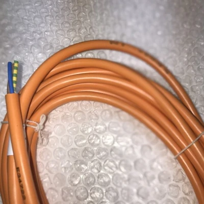 NEW Balluff BKS-S05-AC-B-05