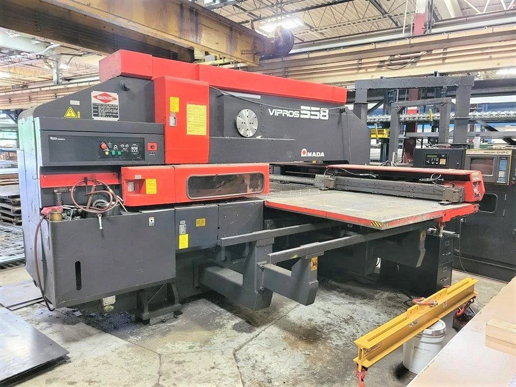 USED 1995 AMADA VIPROS 558 KING