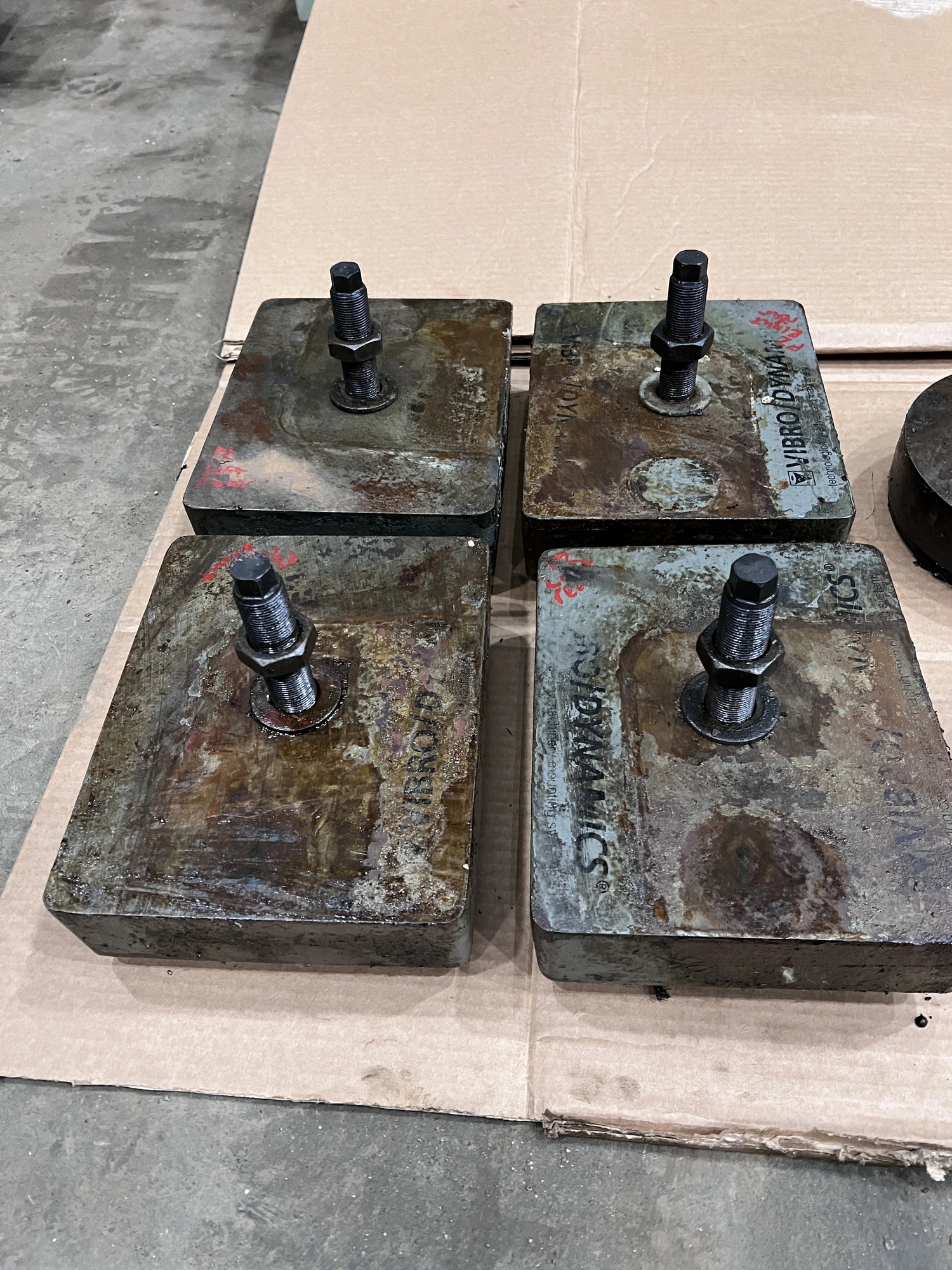 USED VIBRO/DYNAMICS SERIES 9 - 9L180