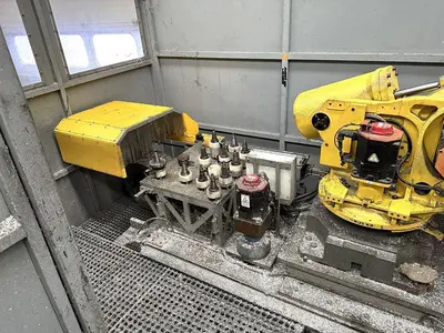 USED FANUC MILLING ROBOT X: 10 500 / Y: 3045 / Z: 3500 MM CNC