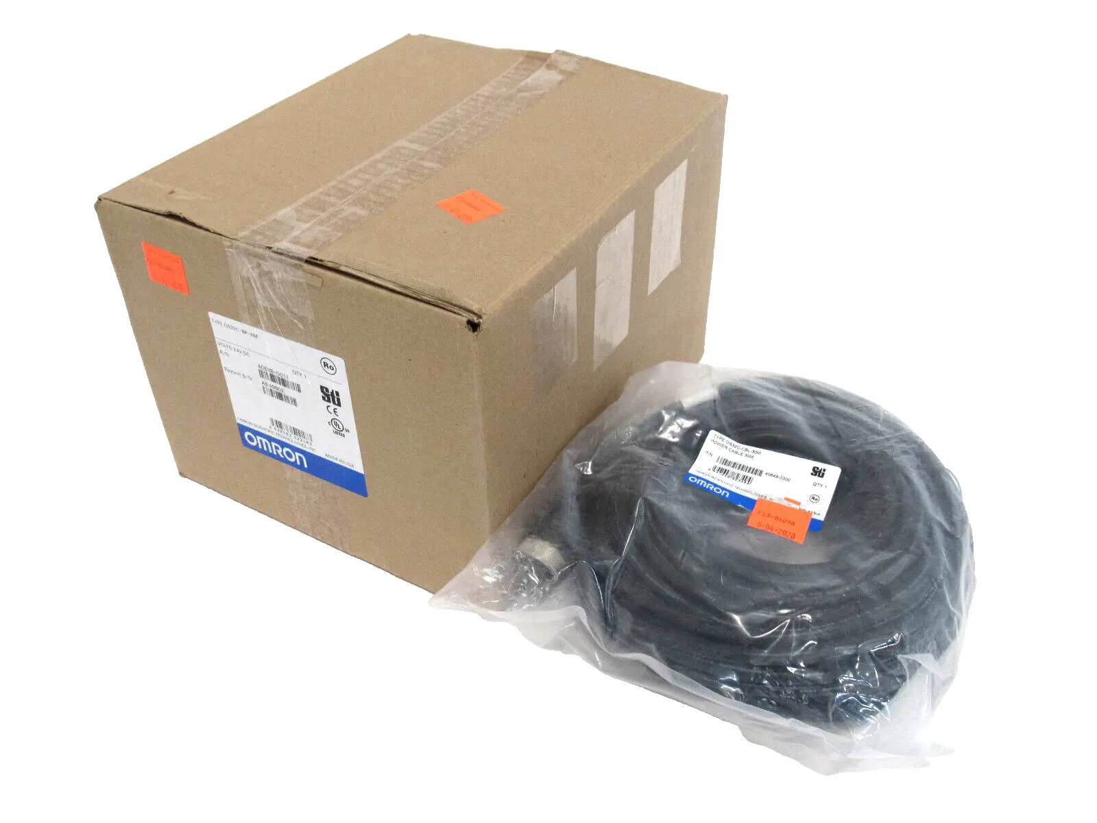 NEW OMRON 40588-0011 SAFETY LASER SCANNER 40649-0300 CABLE OS32C-BP-4M
