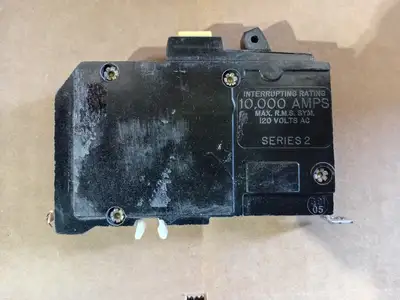 Used SQUARE D QOB115 Switchgears British Columbia CA | Lenmark #1438676