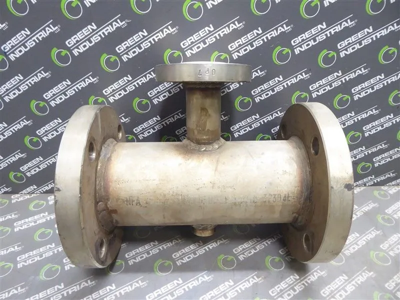 Unbranded Flanged Tee Pipe 7-1/2" Flange 2-3/4" Bore 10-3/4" Wide Surplus