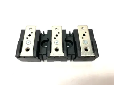 USED ALLEN-BRADLEY SER. A TRAILER FUSE BLOCK, 600V 200A