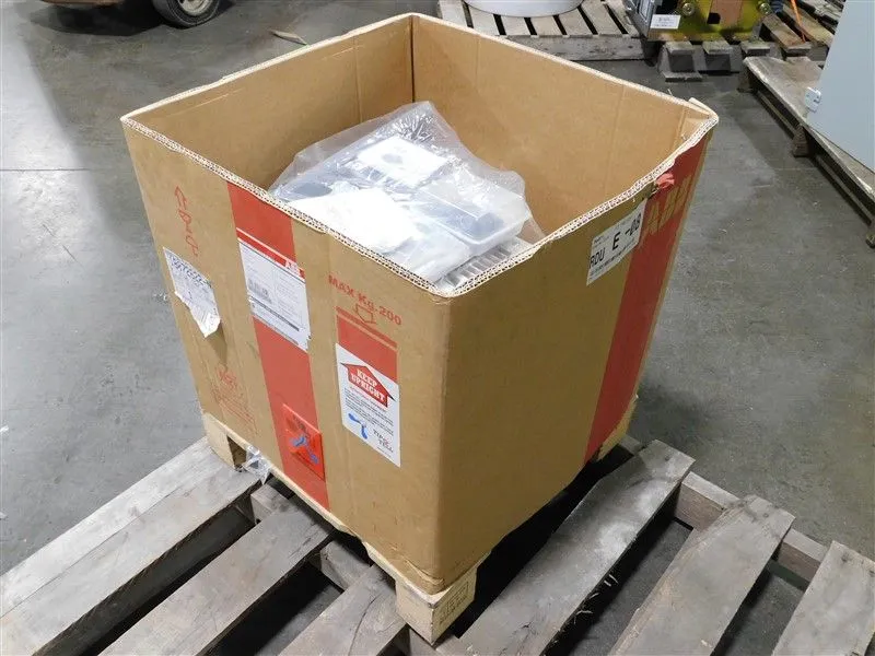 ABB SACE E2.2V-A Circuit Breaker 1200 A 635V SACE Ekip Touch LSI 1200A New