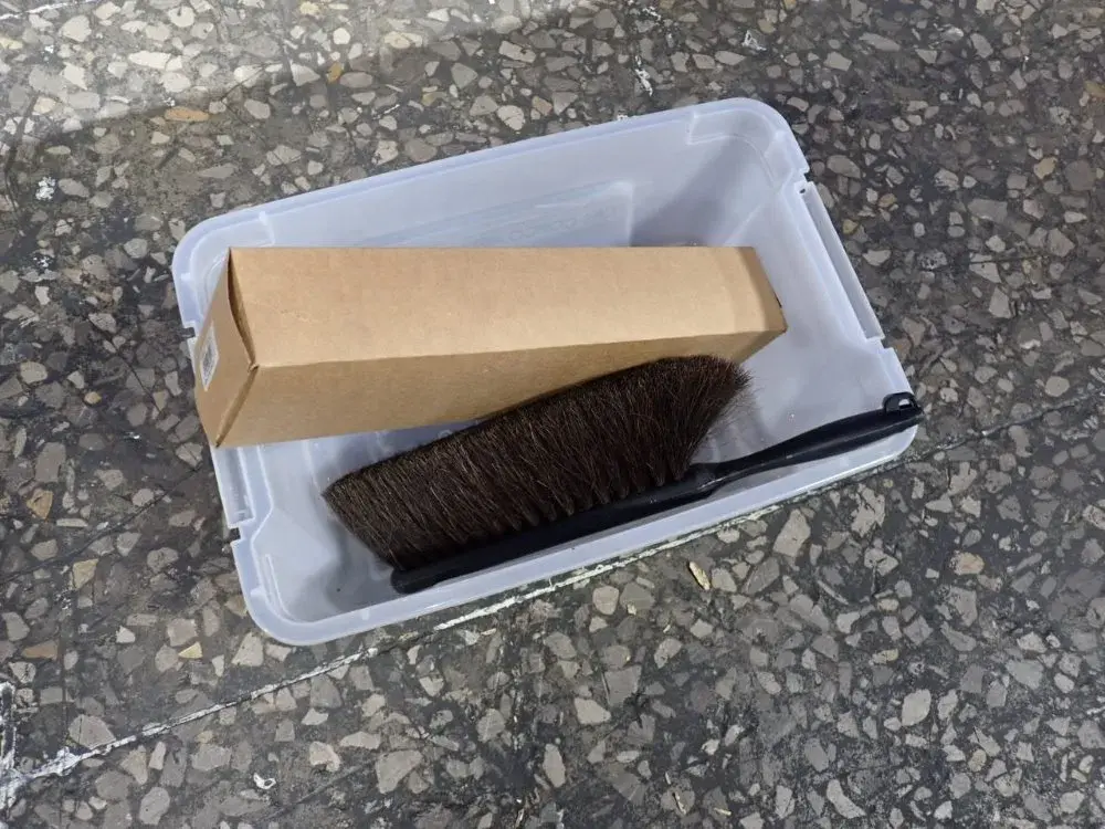 9" Brushes