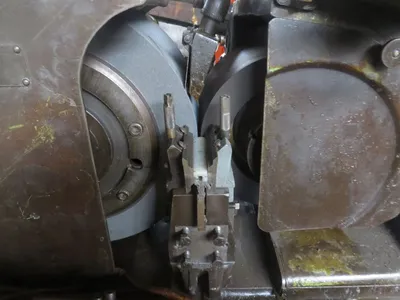 1950 CINCINNATI #2 OM GRINDERS, CENTERLESS | GCH Machinery (4)
