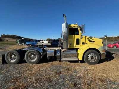 Used 2013 PETERBILT 384 Tractors & Trailers Pennsylvania US | Proxy Equipment #1379219