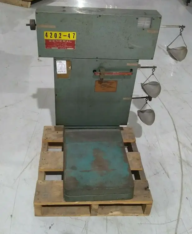 Used GENERAL COUNTING SCALE COMPANY ACCUCOUNT 2 COUNTING SCALE Misc Industrial Equipment | Maverick Industrial Sales #1109585