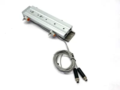 Used SMC High Precision Slide Pneumatic Cylinder 16mm Bore 125mm Stroke Pneumatic Cylinders Michigan US | Maverick Industrial Sales #1414277