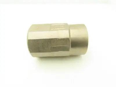 Graco 189442 Valve Housing for L200CS Check-Mate 200cc Severe Duty Pump