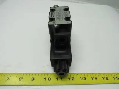 Parker D1VW4CVY 70 Hydraulic Directional Control Valve