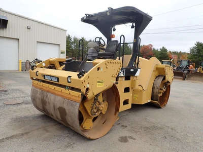 Used 2014 CATERPILLAR CB64 Tandem Rollers Massachusetts US | Brookside Equipment Sales #1422185