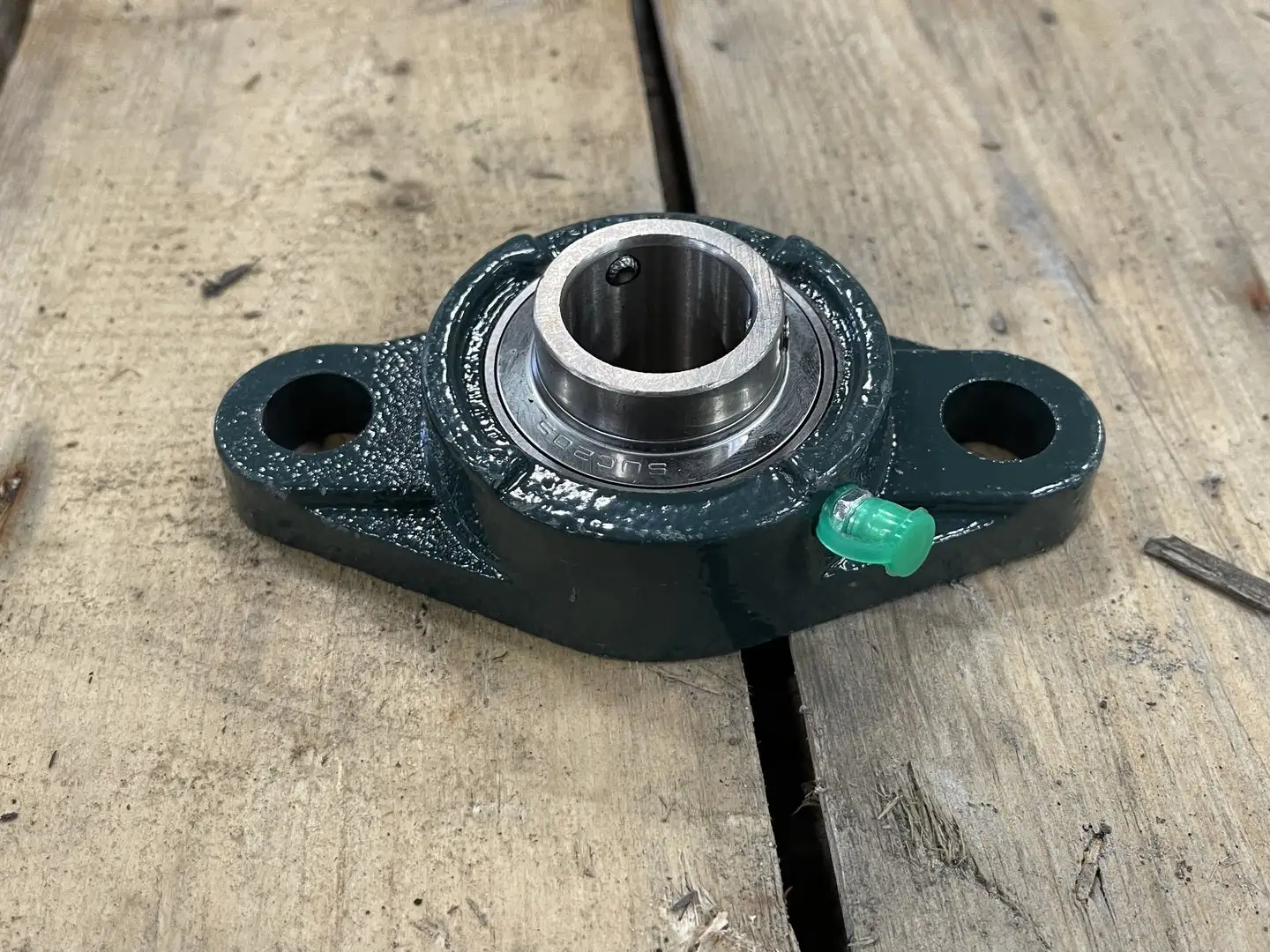 Flange Pillow Block Mounted Bearing 0.98" Bore, FL205