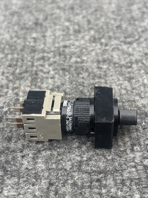 Used Fuji AH165-P2 Switch Parts California US | Davliegogo LLC #1708396