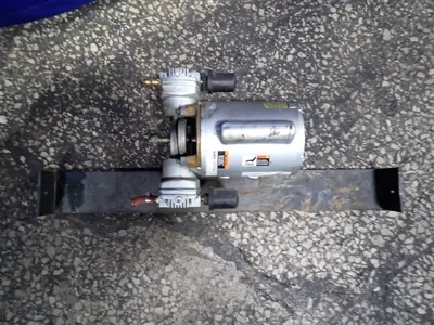 Gast 3/4 Hp Vacuum Pump