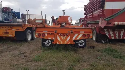 USED 2001 FRONTIER 4 AXLE CARRIER STYLE OILFIELD PUMP / KILL TRUCK