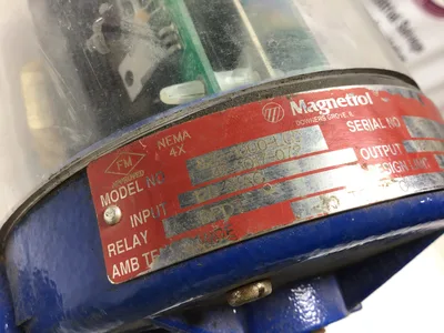 Magnetrol 822-1000-L00-41-5017-072 Level Switch Control 120VAC 10AMPS NEMA 4X