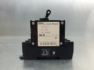 Fuji CP 32E/3 60VDC 3A Circuit Protector. 4E-24