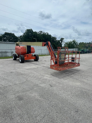 USED 2015 JLG 800AJ