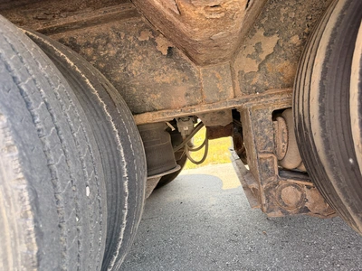 Used 2011 PITTS 50 TON DROP DECK TRI-AXLE Lowboy Trailers Michigan US | Miedema Asset Management Group #1338402