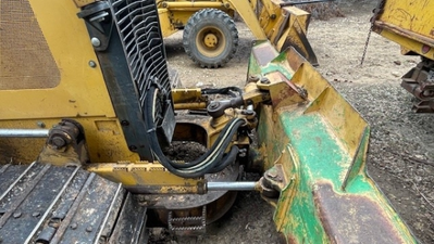 USED 2006 Deere 450J LGP