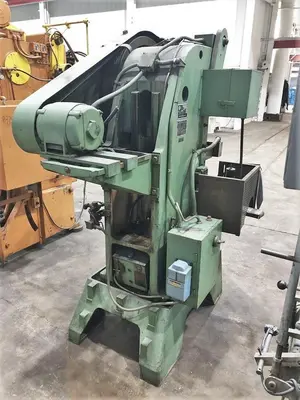 Minster 32 Ton Press