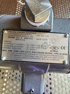 Used DWYER TTE-104-W TEMPERATURE TRANSMITTER 10-35 VDC Transducers California US | Equipment Lab #1437667