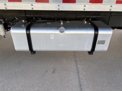 Used 2022 ISUZU "FTR" VAN BODY TRUCK - DIESEL (2022) Box trucks Texas US | MachineryMax #1488277