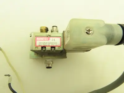 Numatics 031SA4152000030 Pneumatic Solenoid Spool Valve 5/2 5 Port 1/8" NPT 120V