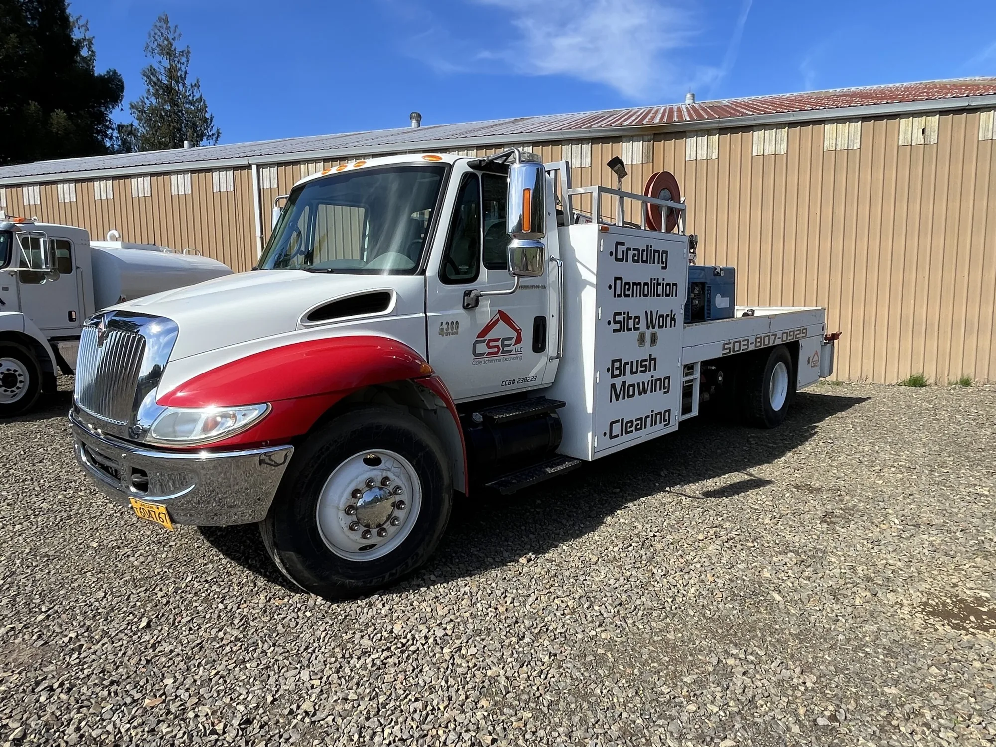 Used 2006 _UNKNOWN_ _UNKNOWN_ Fuel & Lube Trucks Oregon US | KNM Equipment Sales & Service #1363654
