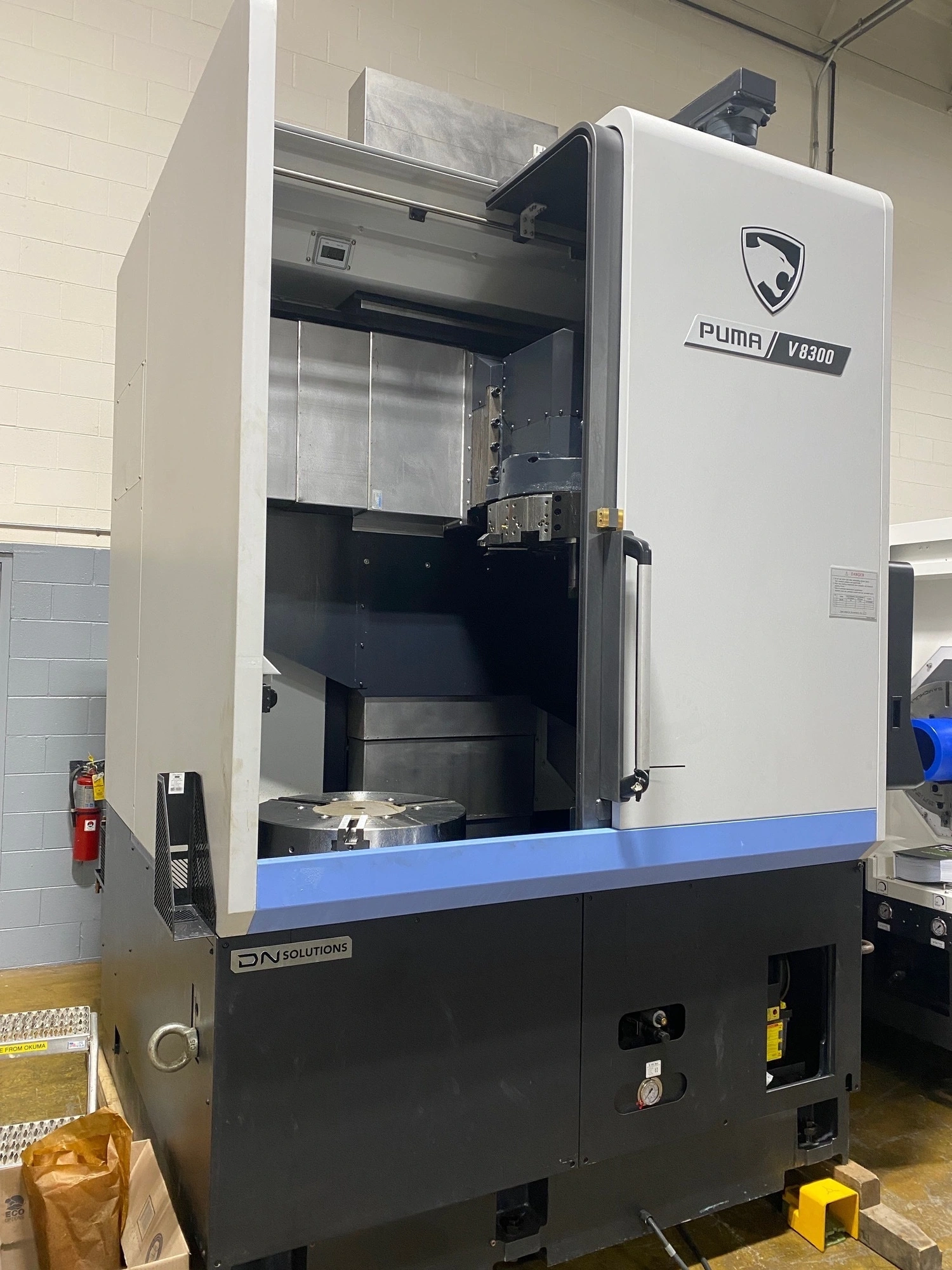 DN SOLUTIONS PUMA V8300R CNC VERTICAL TURNING LATHE