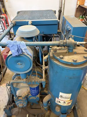 2015 QUINCY QSI245ANA Rotary Screw & Sliding Vane Air Compressors | Global Machine Brokers, LLC (3)